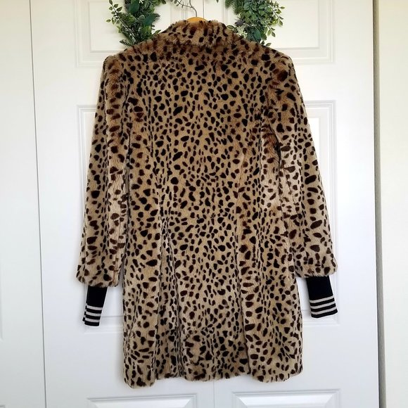 EUC CAbi Josephine Leopard Fur Coat Size Medium - Picture 3 of 7